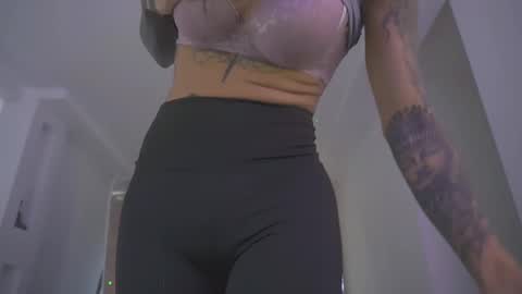 Snapshot of livestream18x chatting on 02.23.25 Emily  R online show from 02.23.25