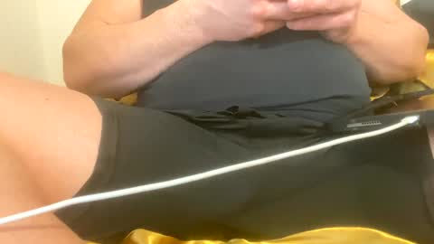 Snapshot of livinlife4now85 chatting on 01.28.25 Cum4fun online show from 01.28.25