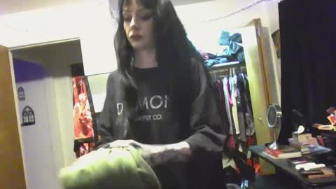 Liv Mirage online show from 01.19.25