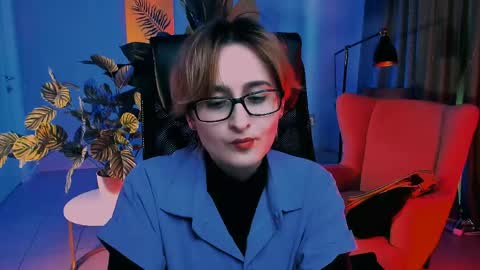 Snapshot of lixeluna chatting on 05.24.26 LixeLuna online show from 05.24.26