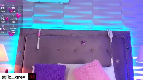    online show from 03.12.25