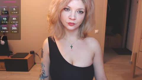 Snapshot of liza_wet chatting on 11.04.25 Liza Wet online show from 11.04.25