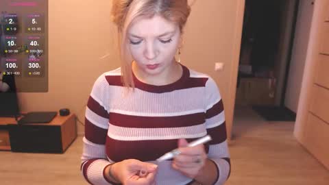 Snapshot of liza_wet chatting on 11.18.25 Liza Wet online show from 11.18.25