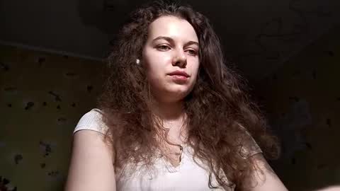 Molly online show from 05.05.26