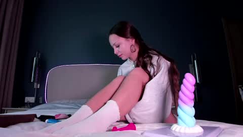 Snapshot of lizaloveness chatting on 04.23.26 Liza Loveness online show from 04.23.26