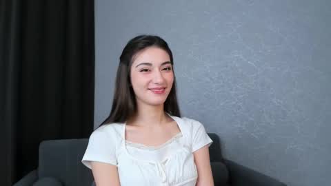 Snapshot of lizbethburks chatting on 03.05.25 Liza online show from 03.05.25