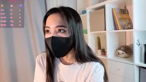 Snapshot of lizbethburks chatting on 09.09.25 Liza online show from 09.09.25