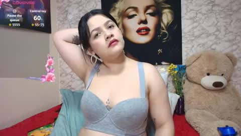 Mariana online show from 11.11.25