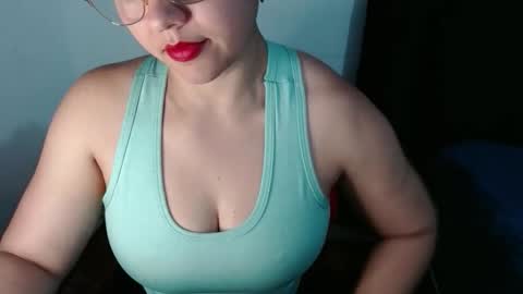 Snapshot of lizbodu chatting on 11.03.25 Lizze Bodu 3 online show from 11.03.25