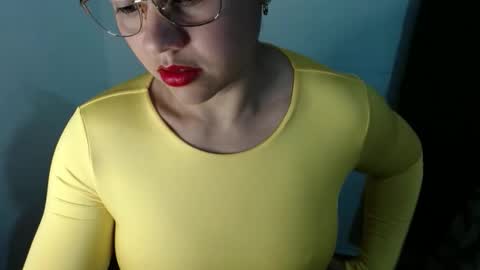 Snapshot of lizbodu chatting on 11.30.25 Lizze Bodu 3 online show from 11.30.25