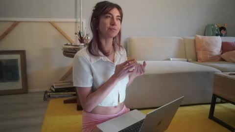 Snapshot of lizmreow chatting on 06.03.26 Liselle online show from 06.03.26