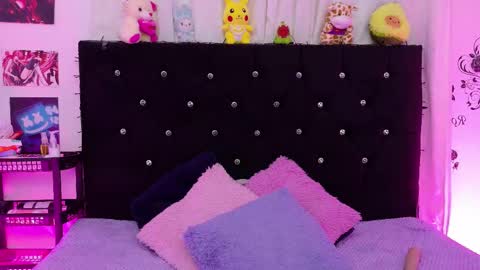 Snapshot of lizz_bela1 chatting on 09.10.25 Lizz online show from 09.10.25