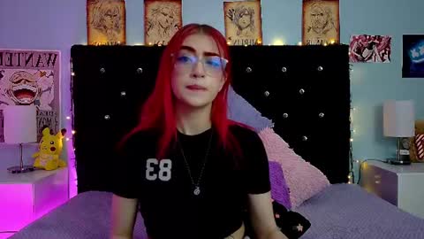 Snapshot of lizz_bela1 chatting on 06.21.26 Lizz online show from 06.21.26