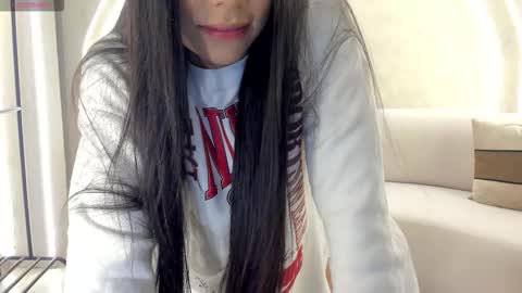 Snapshot of lizzhamilton_ chatting on 09.13.25 Lizzi online show from 09.13.25