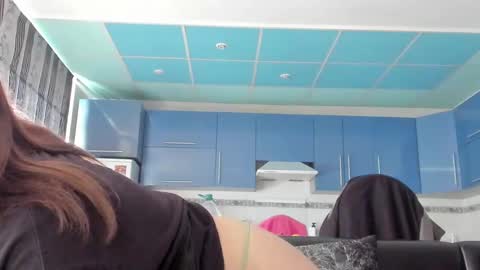 lizzi_muur online show from 02.08.25