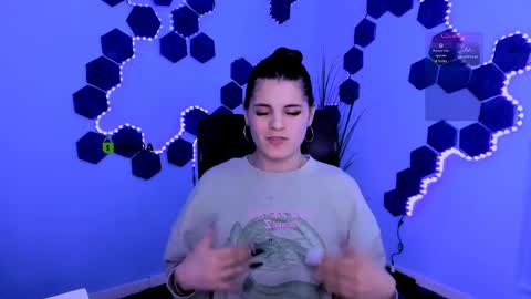 lizzie_boom online show from 04.10.26