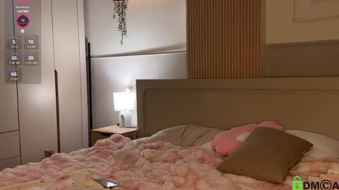 Lizzy online show from 04.19.26