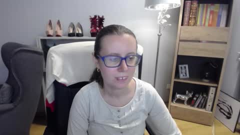 Lizzy online show from 11.05.25