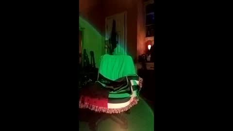 lljoey84 online show from 04.16.26