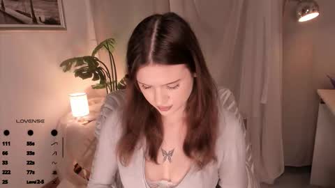 Arina online show from 11.13.25