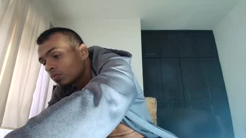 Snapshot of lobo_cockk chatting on 12.21.24 edwin online show from 12.21.24