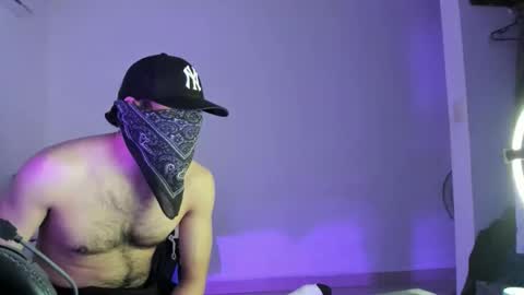 Snapshot of loboduard chatting on 02.04.26 Duard online show from 02.04.26