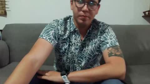 Lobo online show from 04.12.26