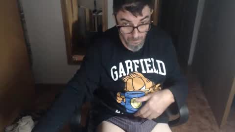 Snapshot of lobosolitario73 chatting on 11.08.25 lobosolitario73 online show from 11.08.25