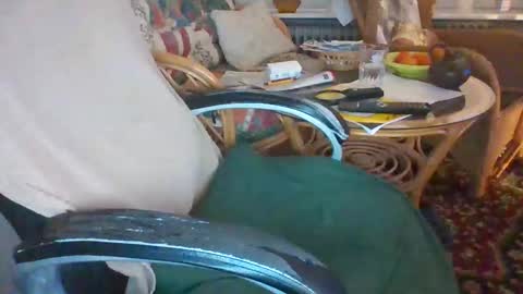 loewe39238 online show from 11.23.25