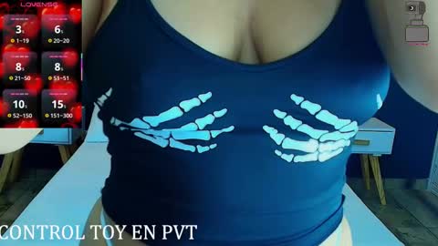 Logan and Chloe online show from 11.29.25