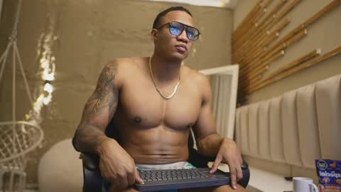 logan_varela online show from 04.18.26