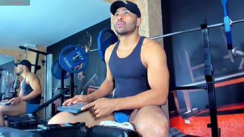 U can call me Logan online show from 02.19.26