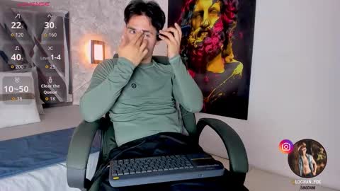 Snapshot of loghan_fox chatting on 10.14.25 Loghan online show from 10.14.25