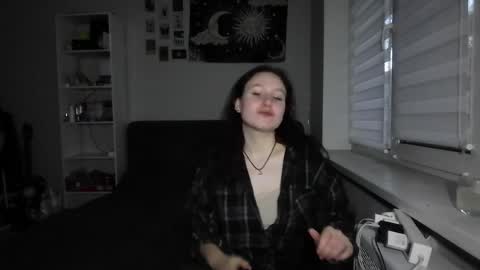 Snapshot of loiselovetto chatting on 06.06.26 loiselovetto online show from 06.06.26