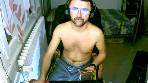 Snapshot of lokoum39 chatting on 12.16.24 lokoum39 online show from 12.16.24