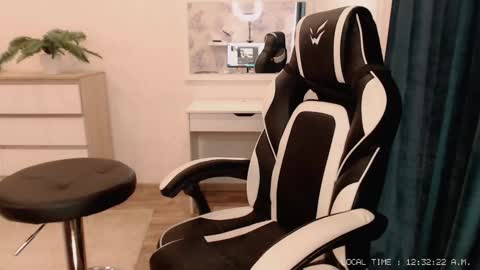 Snapshot of lola_anderson chatting on 03.03.25  Lola  online show from 03.03.25