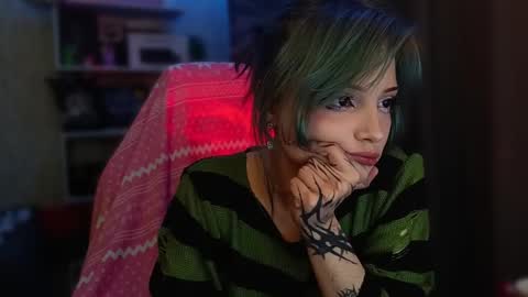 Snapshot of lola_bani_ chatting on 11.27.25 lola online show from 11.27.25