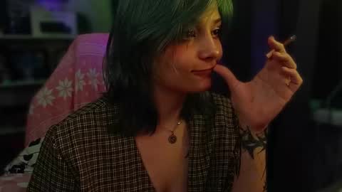 Snapshot of lola_bani_ chatting on 12.04.25 lola online show from 12.04.25