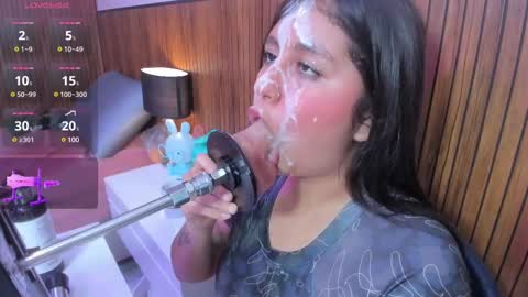 Snapshot of lola_clit chatting on 03.06.25 lola online show from 03.06.25