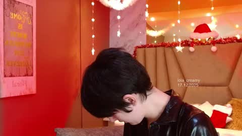 Lola online show from 12.17.25