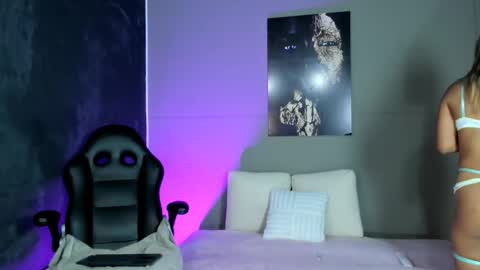 lola red online show from 03.05.26