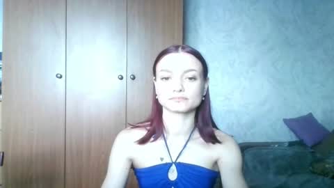 Snapshot of lola_sweetglow chatting on 06.27.26 lola_sweetglow online show from 06.27.26