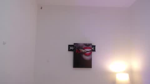 lolaandcamille online show from 11.17.25