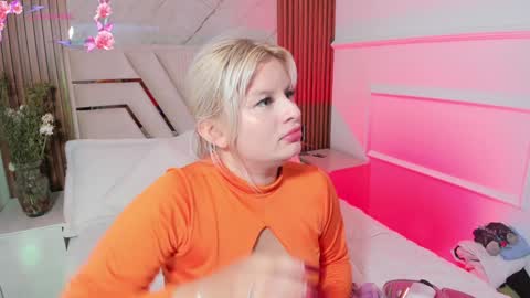 Lola Angel online show from 01.16.25