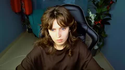 Snapshot of lolaasmus chatting on 06.18.26 I consider myself the god Loki but life just calls me LOL online show from 06.18.26