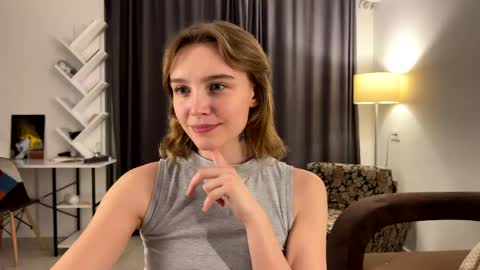 Snapshot of lolaatatee chatting on 05.11.26 lolaatatee online show from 05.11.26