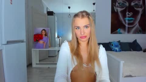 Snapshot of lolabani675452 chatting on 10.12.25 lolabani675452 online show from 10.12.25