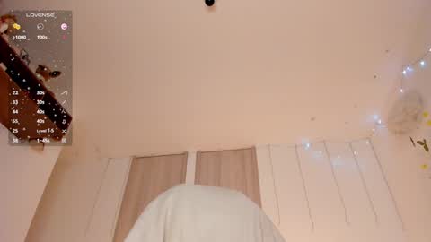  Lola Berry  online show from 01.26.25