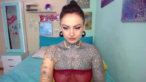 Lola online show from 12.23.24