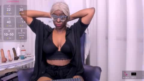 lola online show from 11.08.25